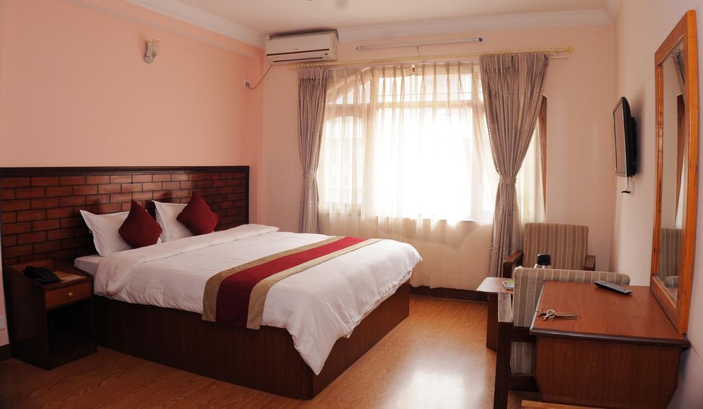 Hotel Brihaspati Катманду Екстер'єр фото