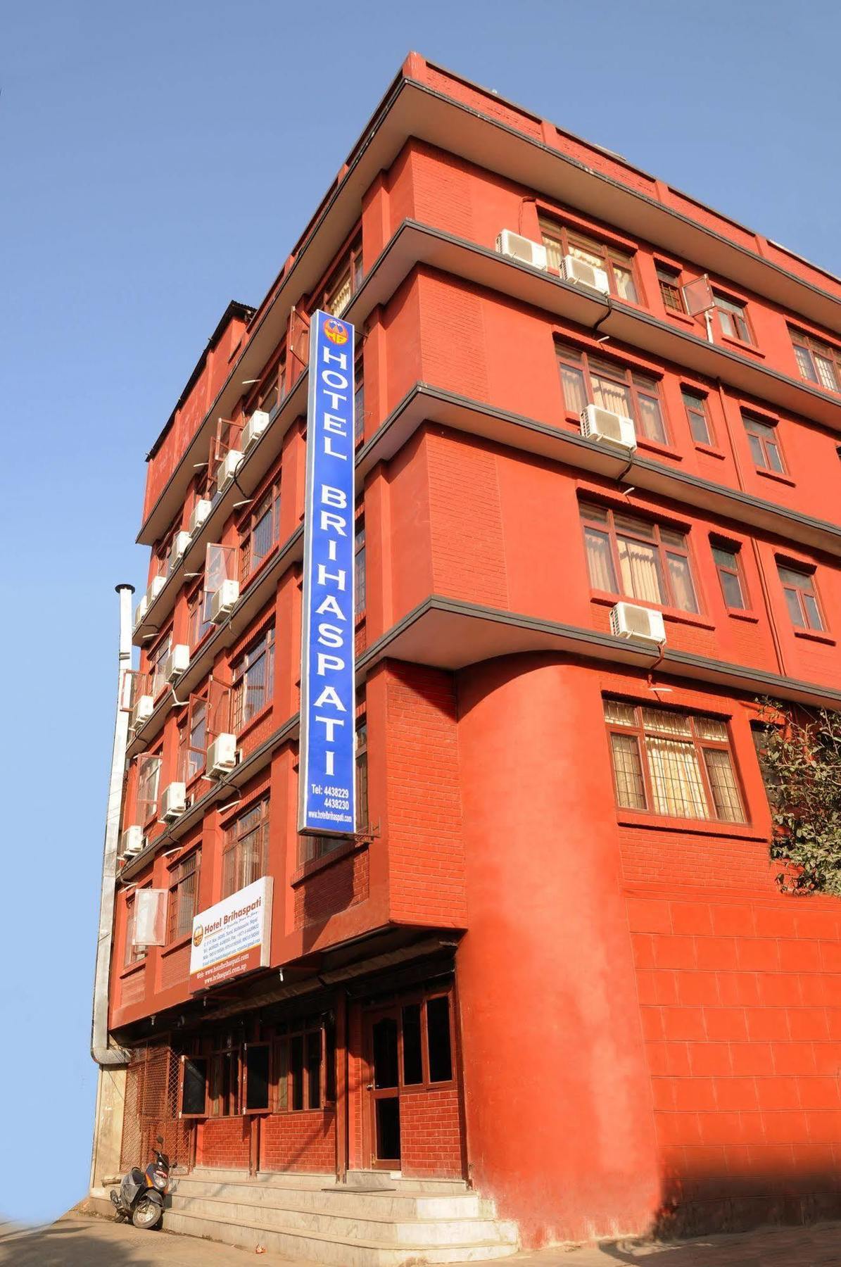 Hotel Brihaspati Катманду Екстер'єр фото