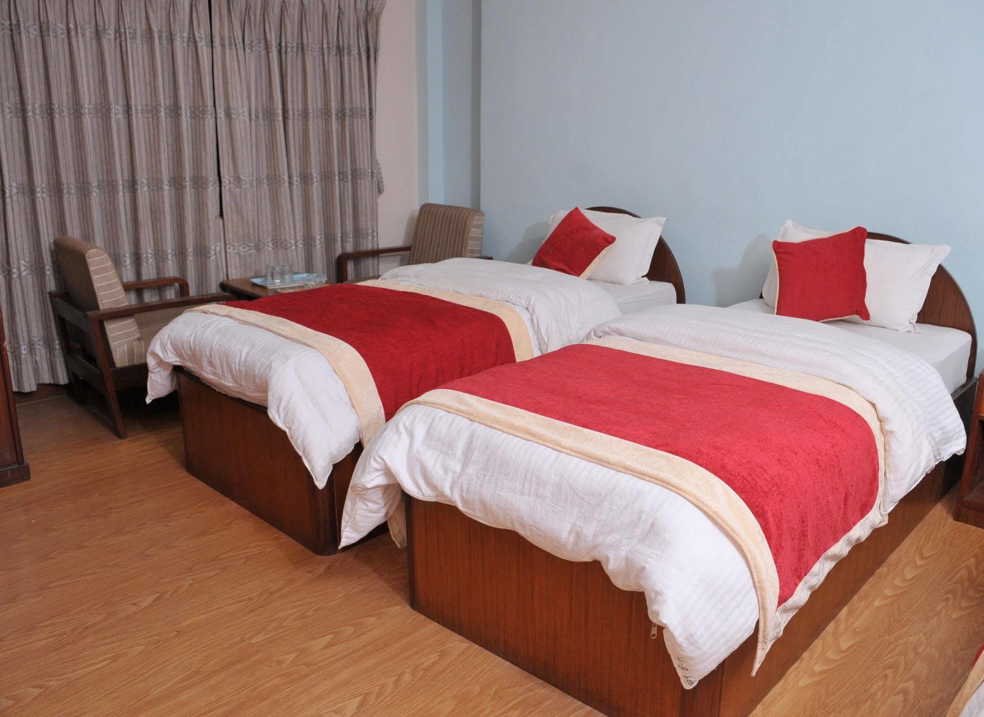 Hotel Brihaspati Катманду Екстер'єр фото